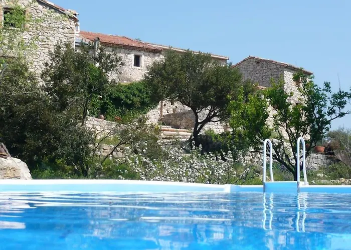 Dom wakacyjny Du Mas Champion - Piscine, Soleil, Nature & Calme - Groupes